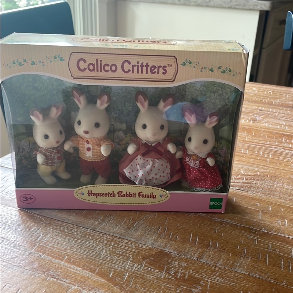 Calico Critters Hopscotch Rabbit Family Set